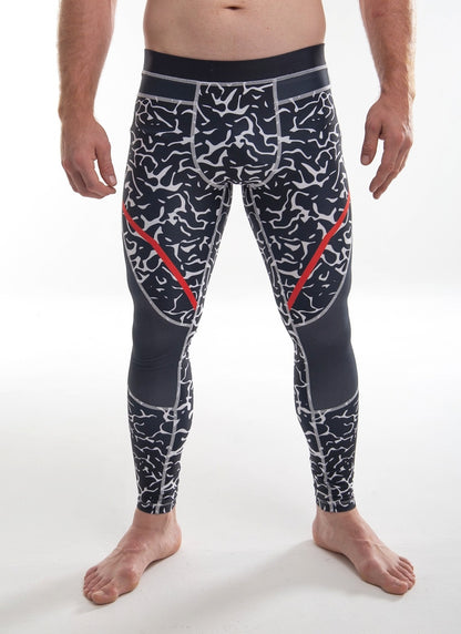 Model is 180cm/82kgs (5’9-189lbs) | Spat's size M