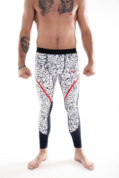 Model is 188cm/88kgs (6’1-194lbs) | Spat's size L
