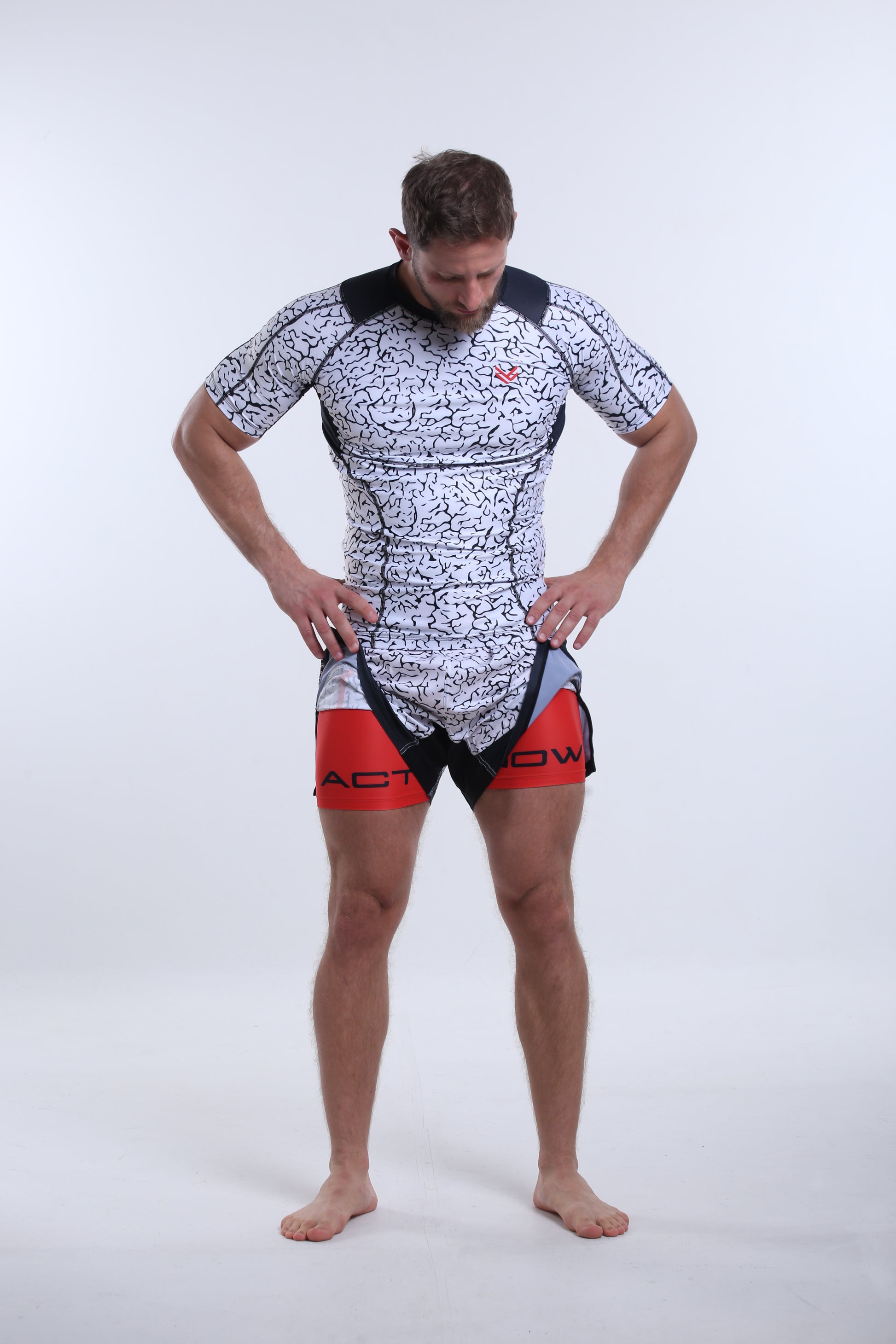 Model is 183cm/90kgs (6'0-198.4lbs)  | Short's size L