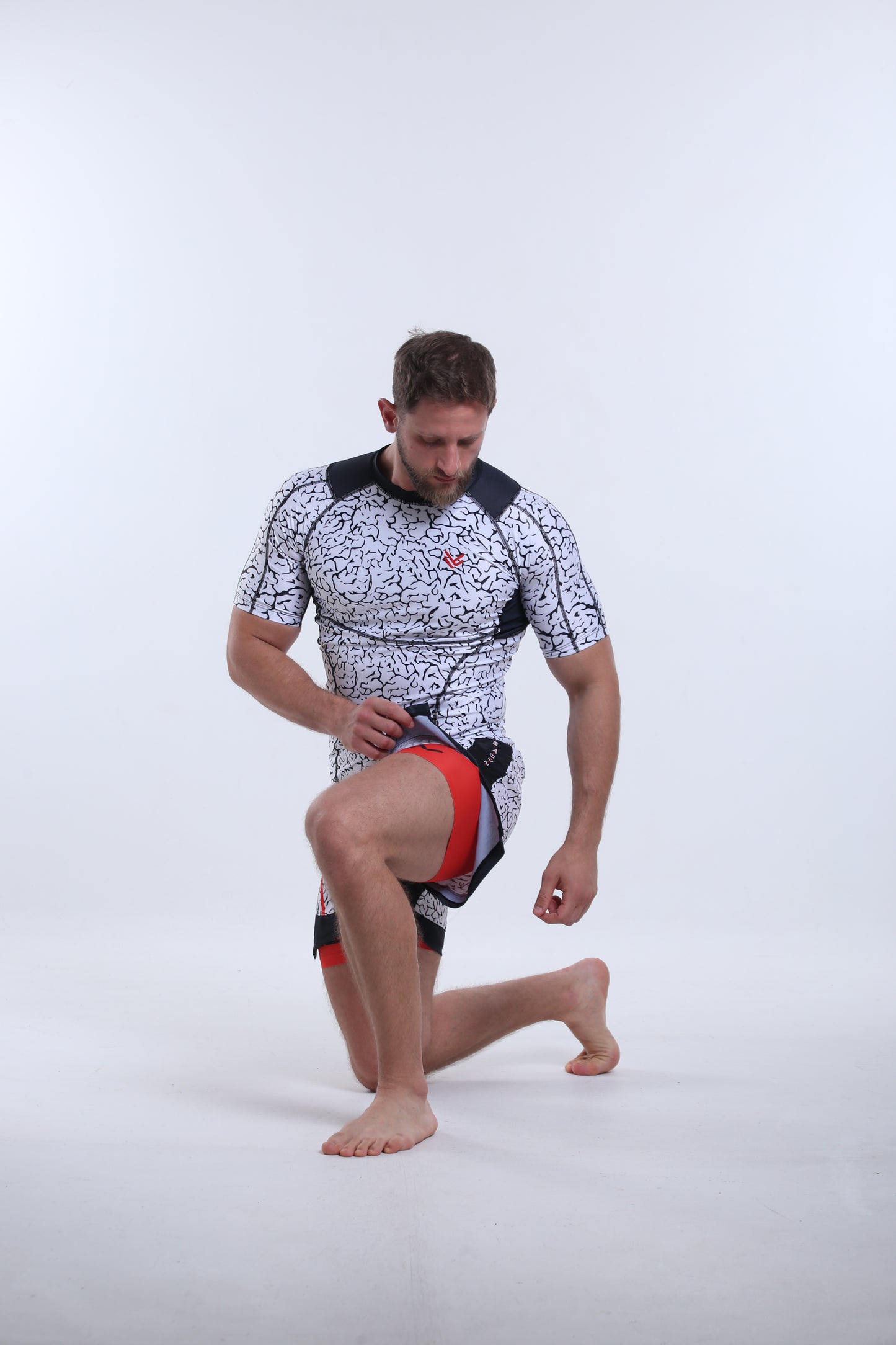 Model is 183cm/90kgs (6'0-198.4lbs)  | Short's size L