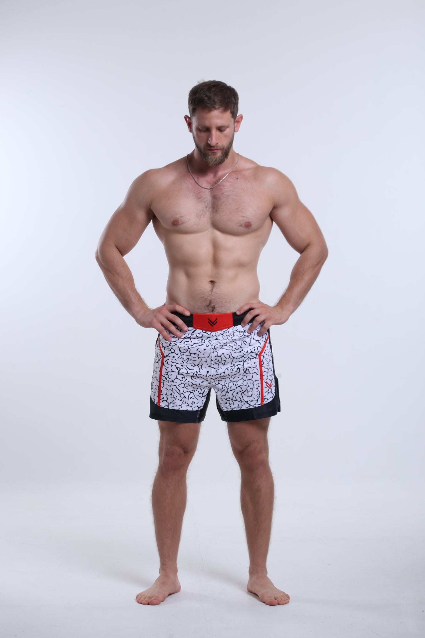 Model is 183cm/90kgs (6'0-198.4lbs)  | Short's size L
