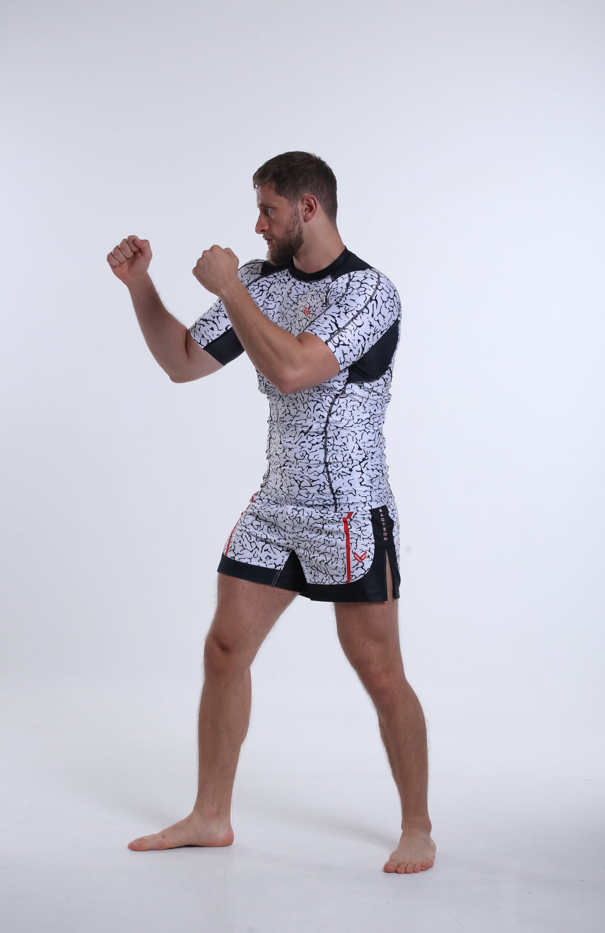 Model is 183cm/90kgs (6'0-198.4lbs)  | Short's size L