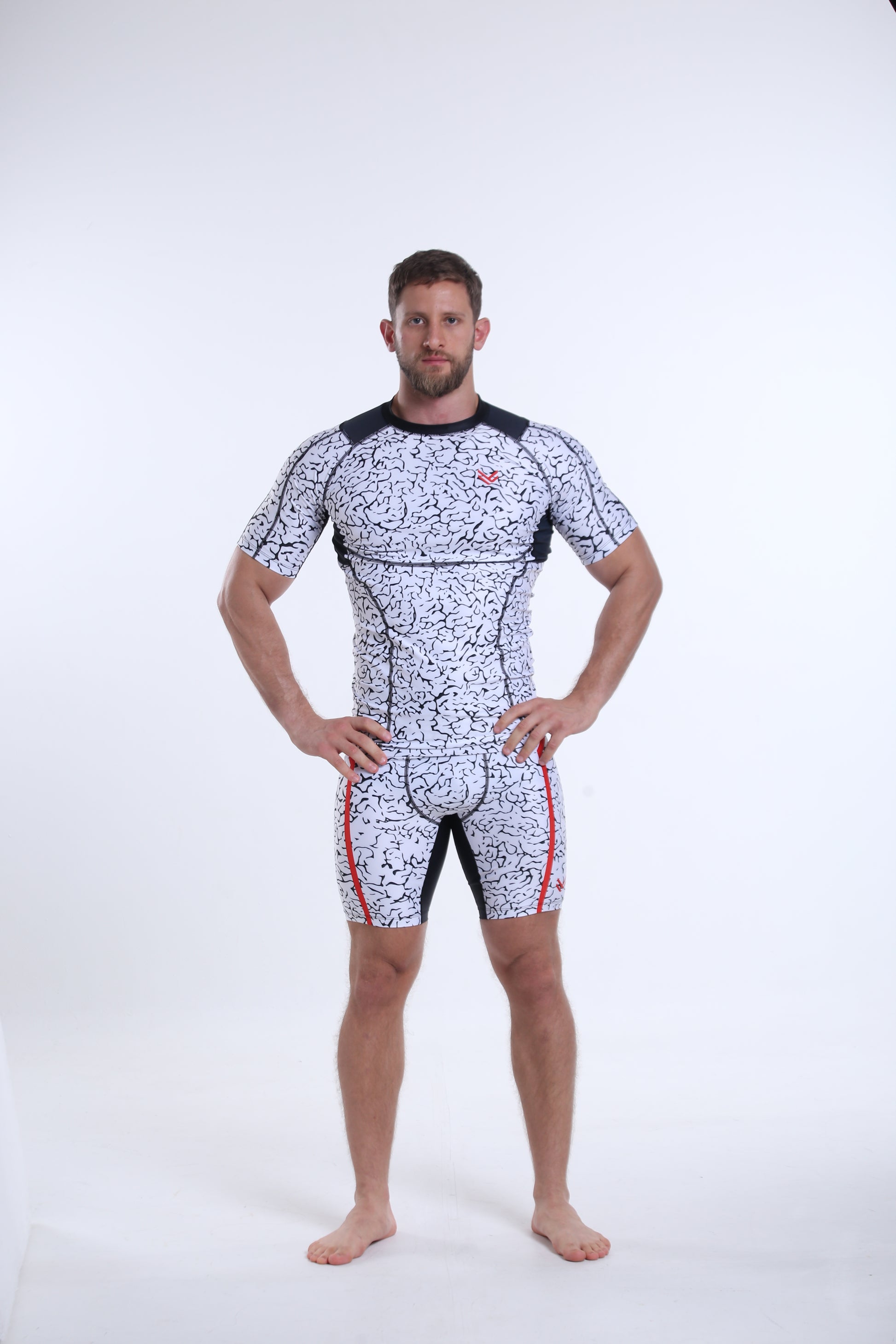 Model is 183cm/90kgs (6'0-198.4lbs)  | Short's size L