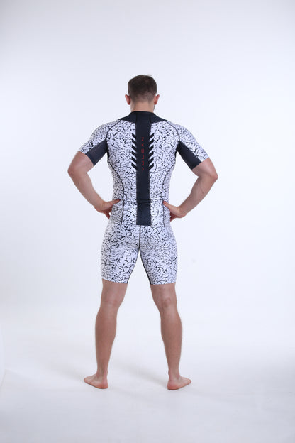 Model is 183cm/90kgs (6'0-198.4lbs)  | Short's size L