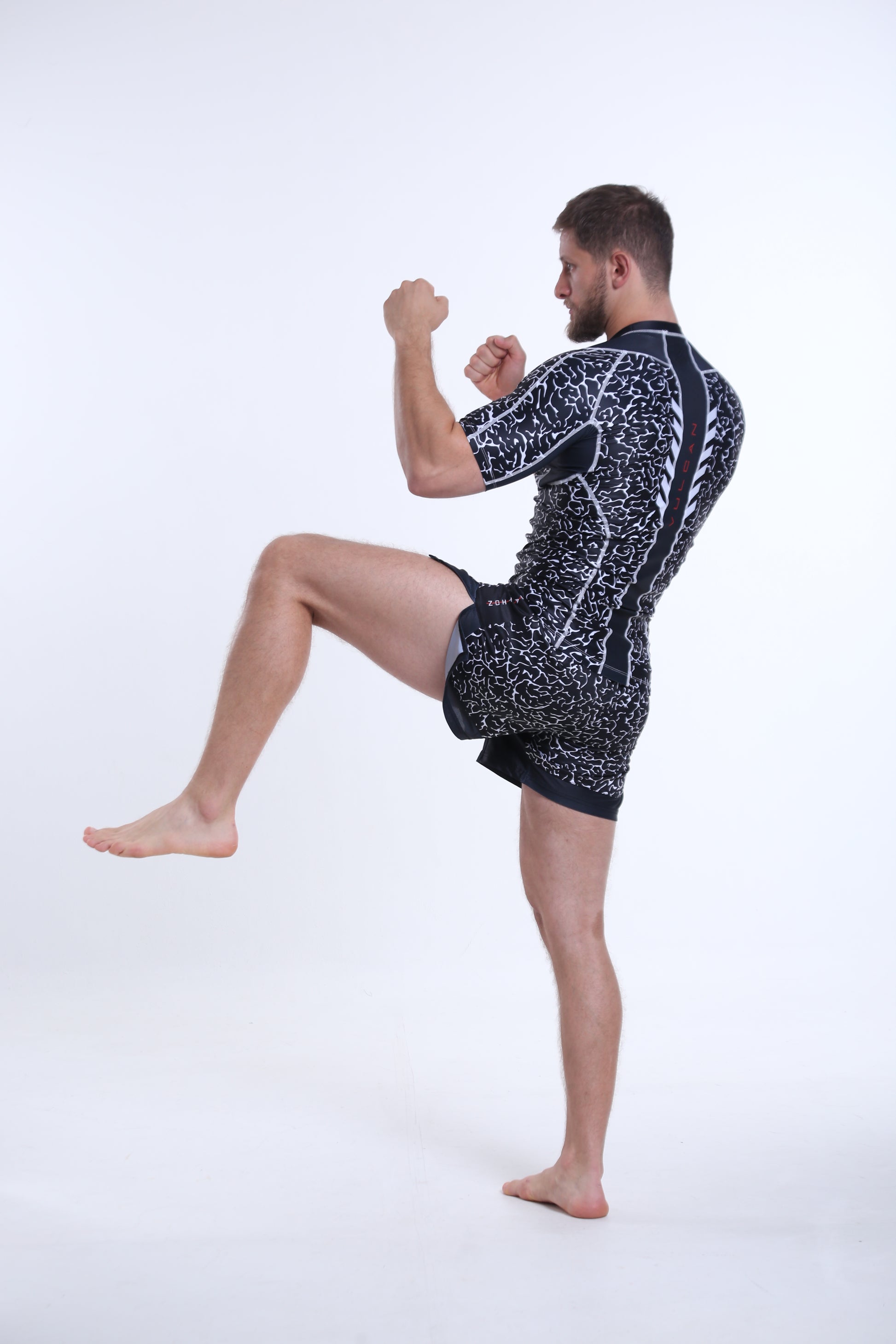 Model is 183cm/90kgs (6'0-198.4lbs)  | Short's size L