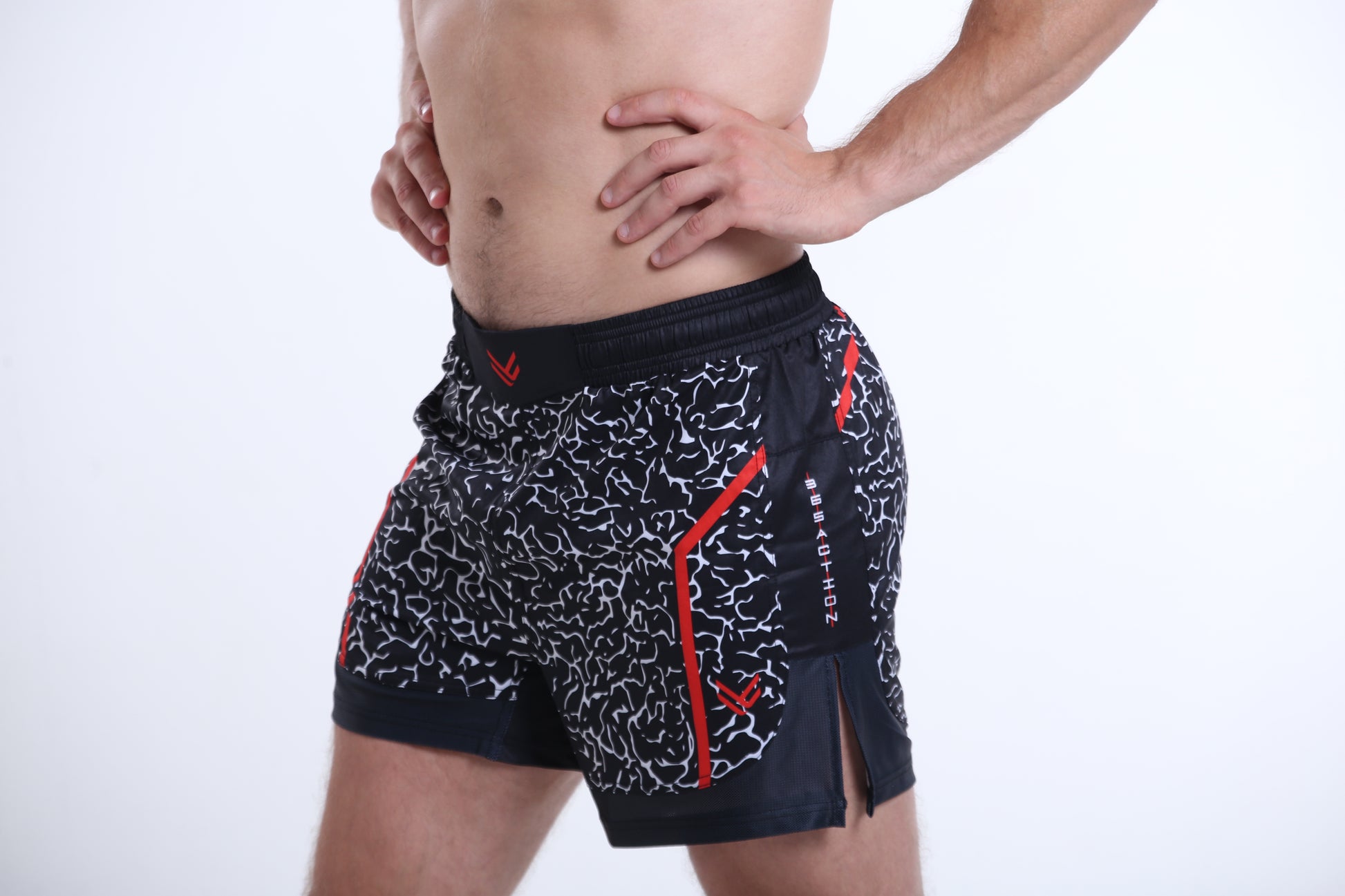Model is 183cm/90kgs (6'0-198.4lbs)  | Short's size L