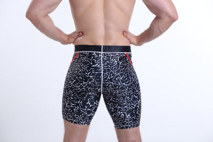 Model is 183cm/90kgs (6'0-198.4lbs)  | Short's size L