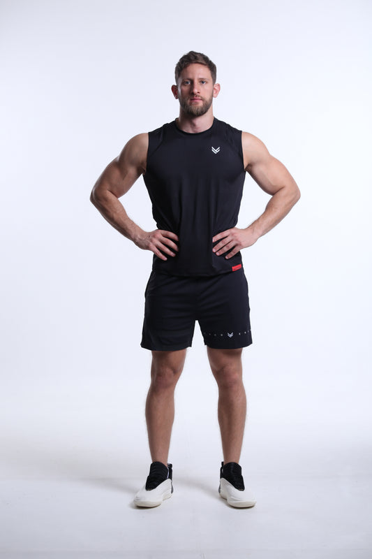 Model is 183cm/90kgs (6'0-198.4lbs)  | Tank's size L