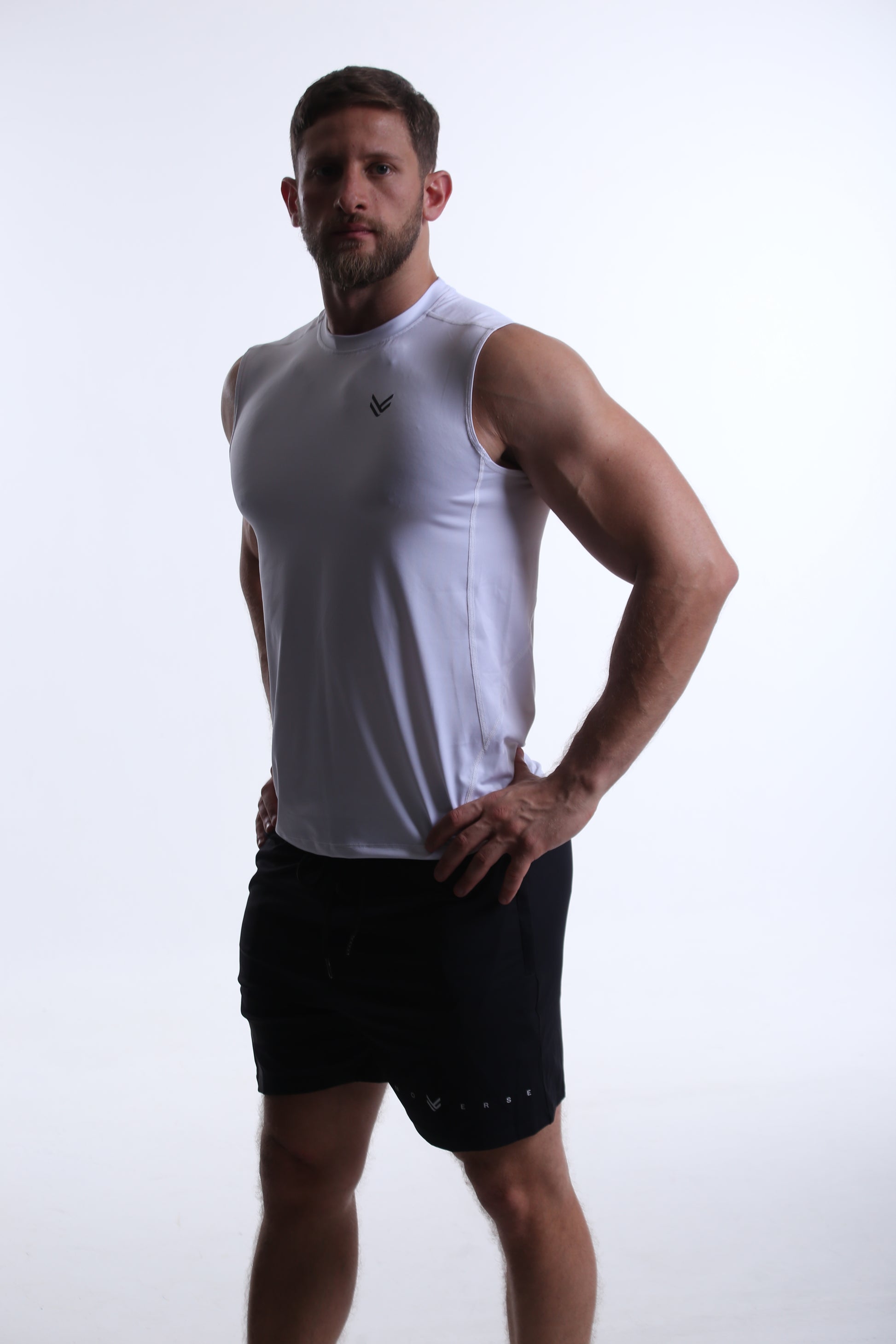 Model is 183cm/90kgs (6'0-198.4lbs)  | Tank's size L